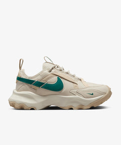 Nike TC 7900