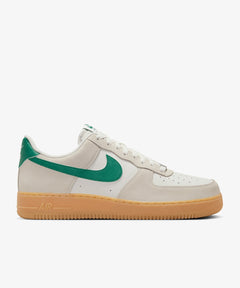 Nike Air Force 1 '07 LV8