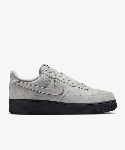 Nike Air Force 1 '07 LV8
