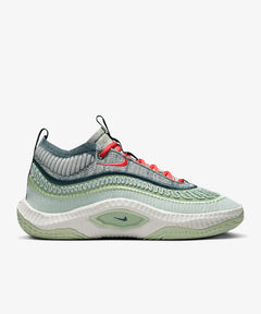 Nike Cosmic Unity 3
