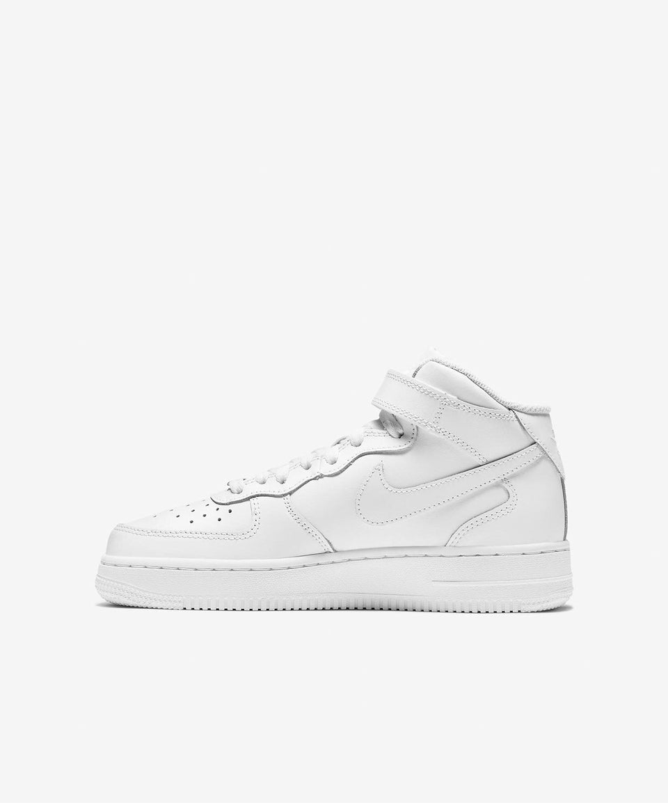 Nike Air Force 1 Mid Le (Gs) - Görsel 3
