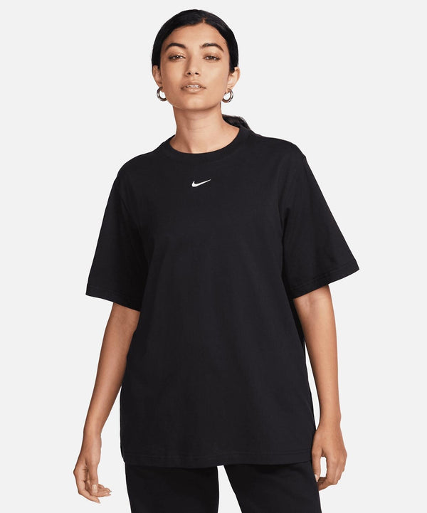 Nike Sportswear Essential T-Shirt