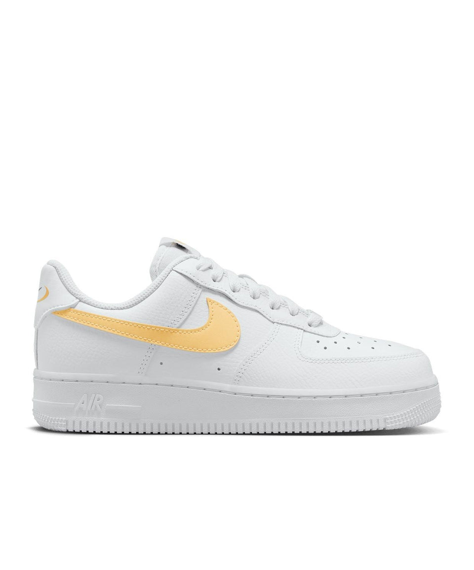 Nike Wmns Air Force 1 '07 - Görsel 2