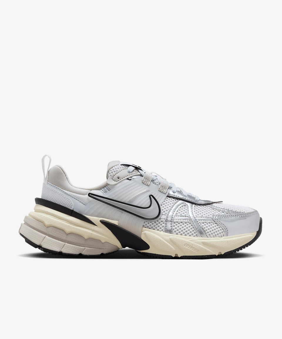 Nike V2K Run - Görsel 2