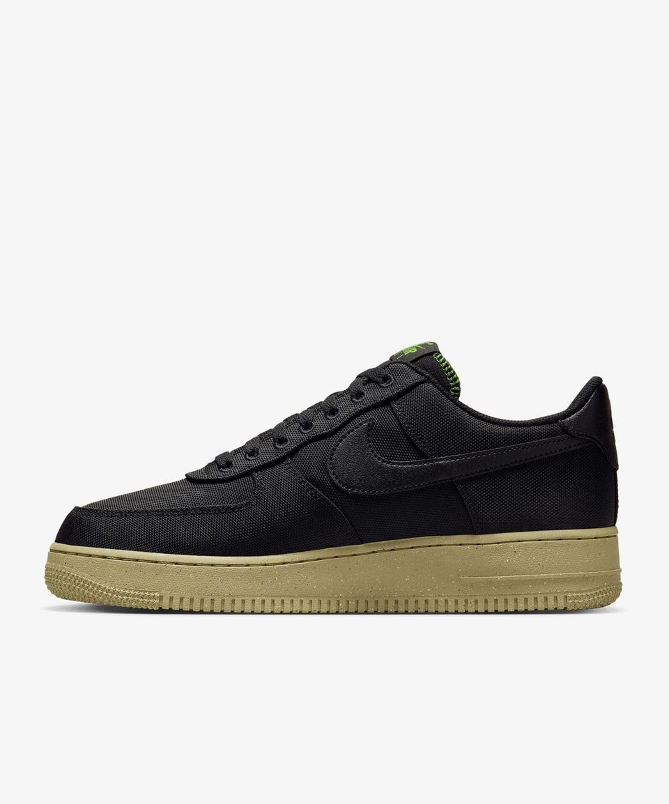 Nike Air Force 1 '07 Lv8 - Görsel 3