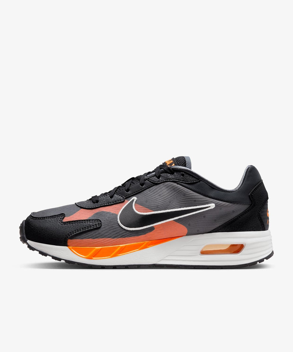 Nike Air Max Solo Se - Görsel 3