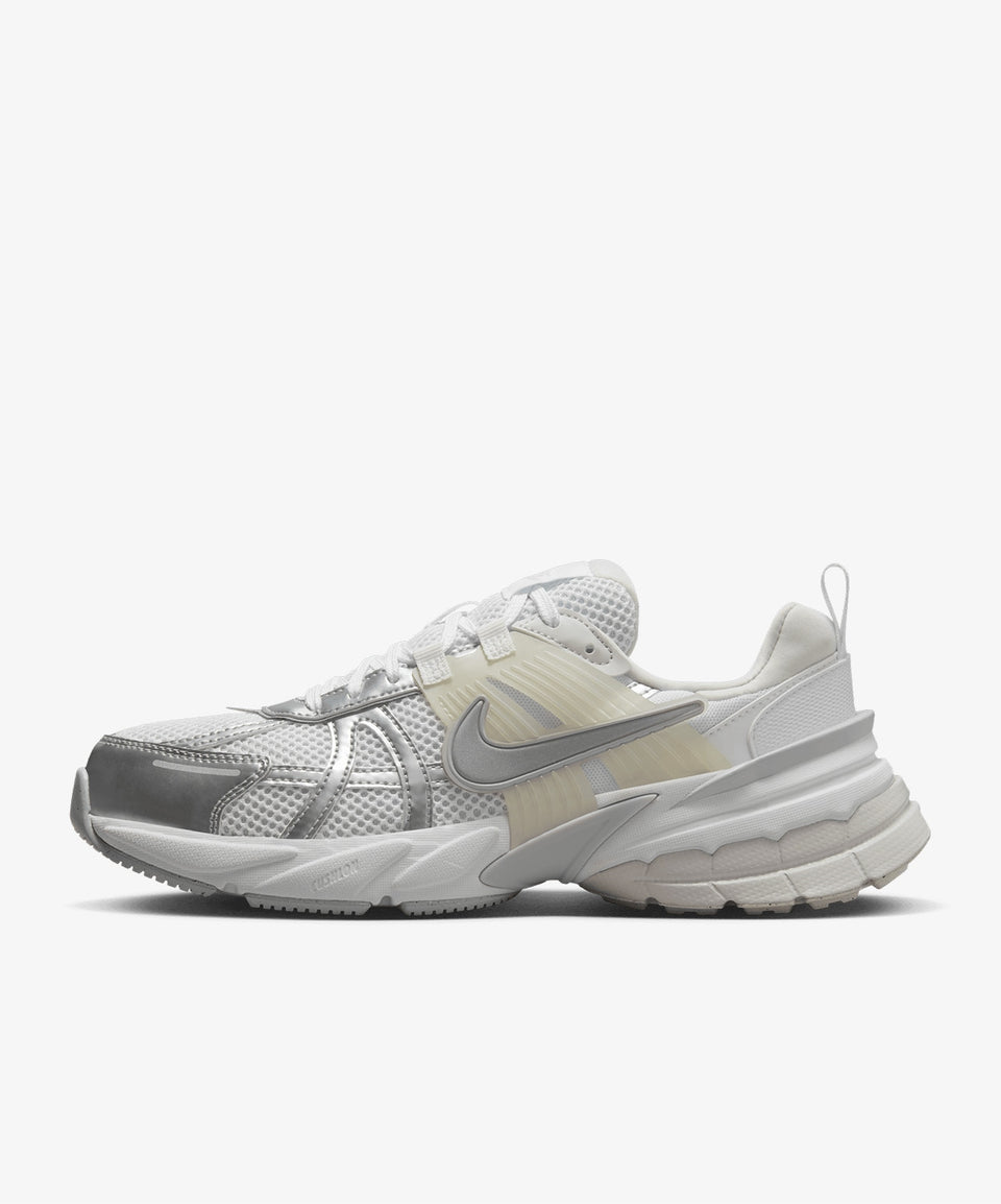 Nike V2K Run - Görsel 3