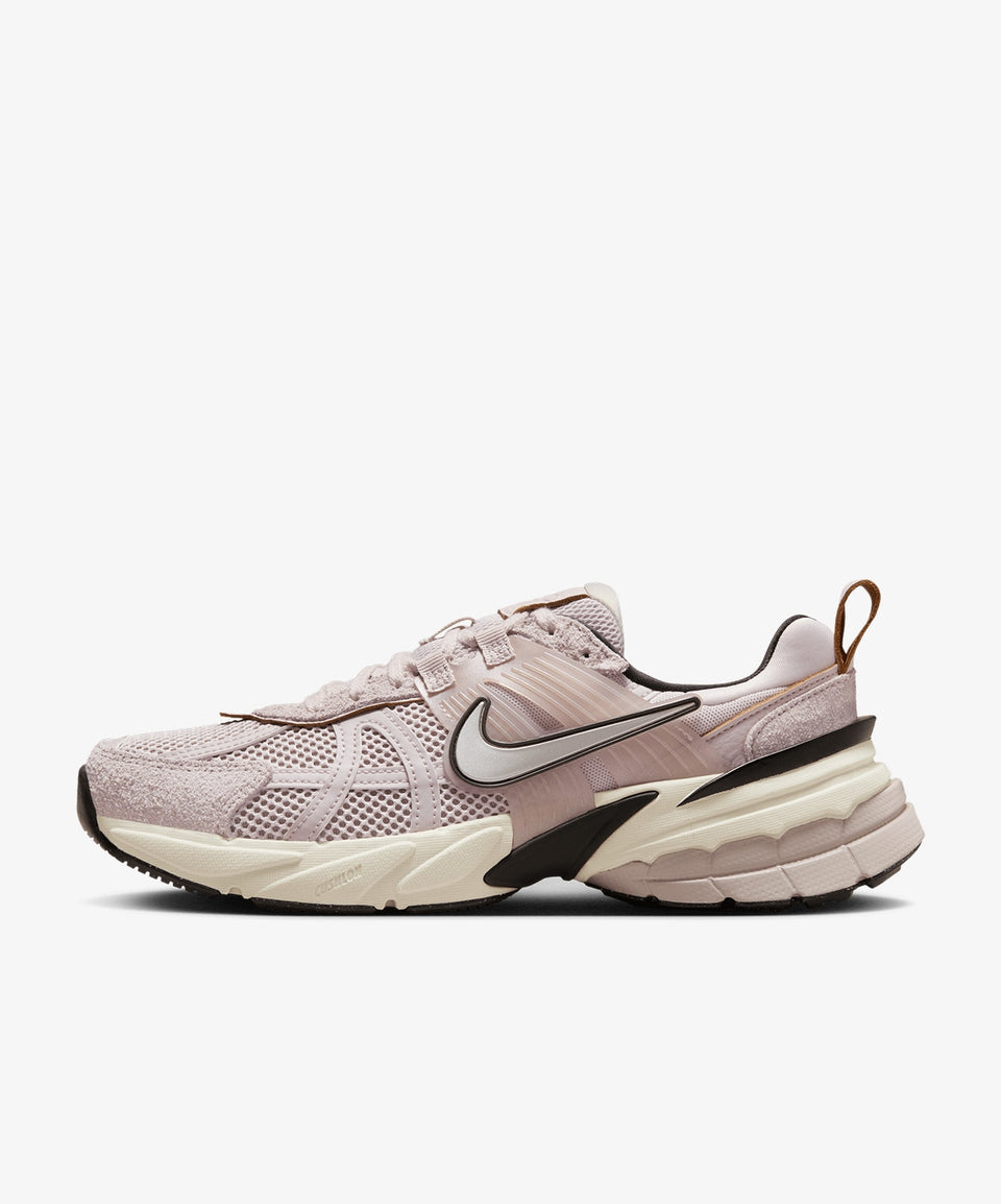 Nike V2K Run - Görsel 3