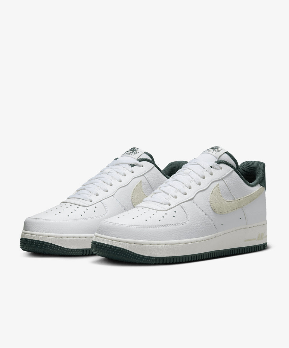 Nike Air Force 1 '07 Lv8 - Görsel 4
