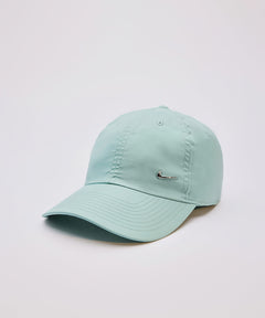Nike Dri-FIT Club Unstructured Metal Swoosh Cap