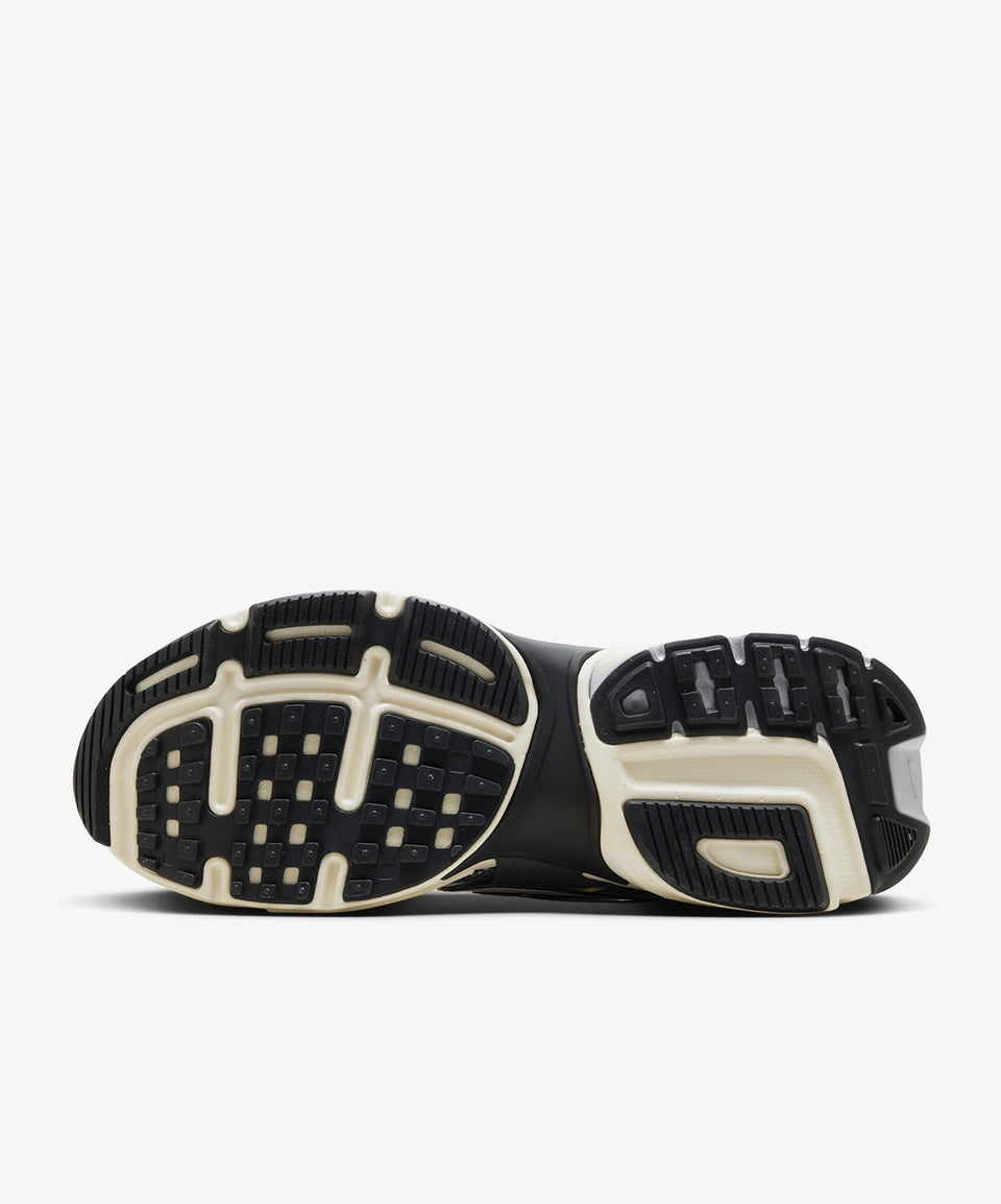 Nike V2K Run - Görsel 7