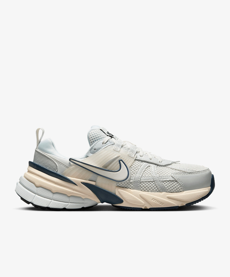 Nike V2K Run - Görsel 2