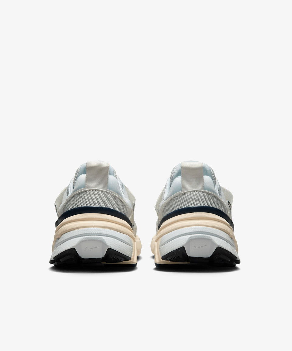 Nike V2K Run - Görsel 6