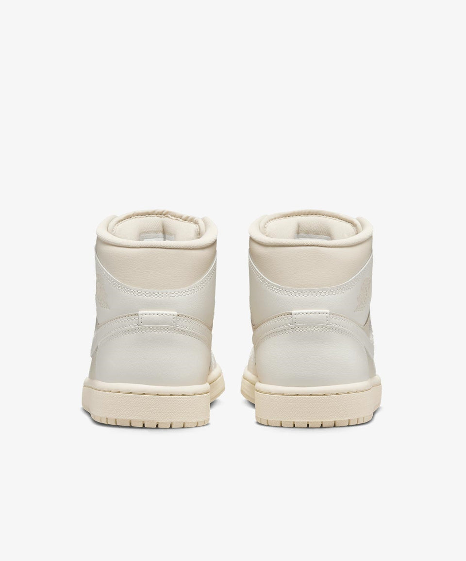 Jordan Air 1 Mid - Görsel 6