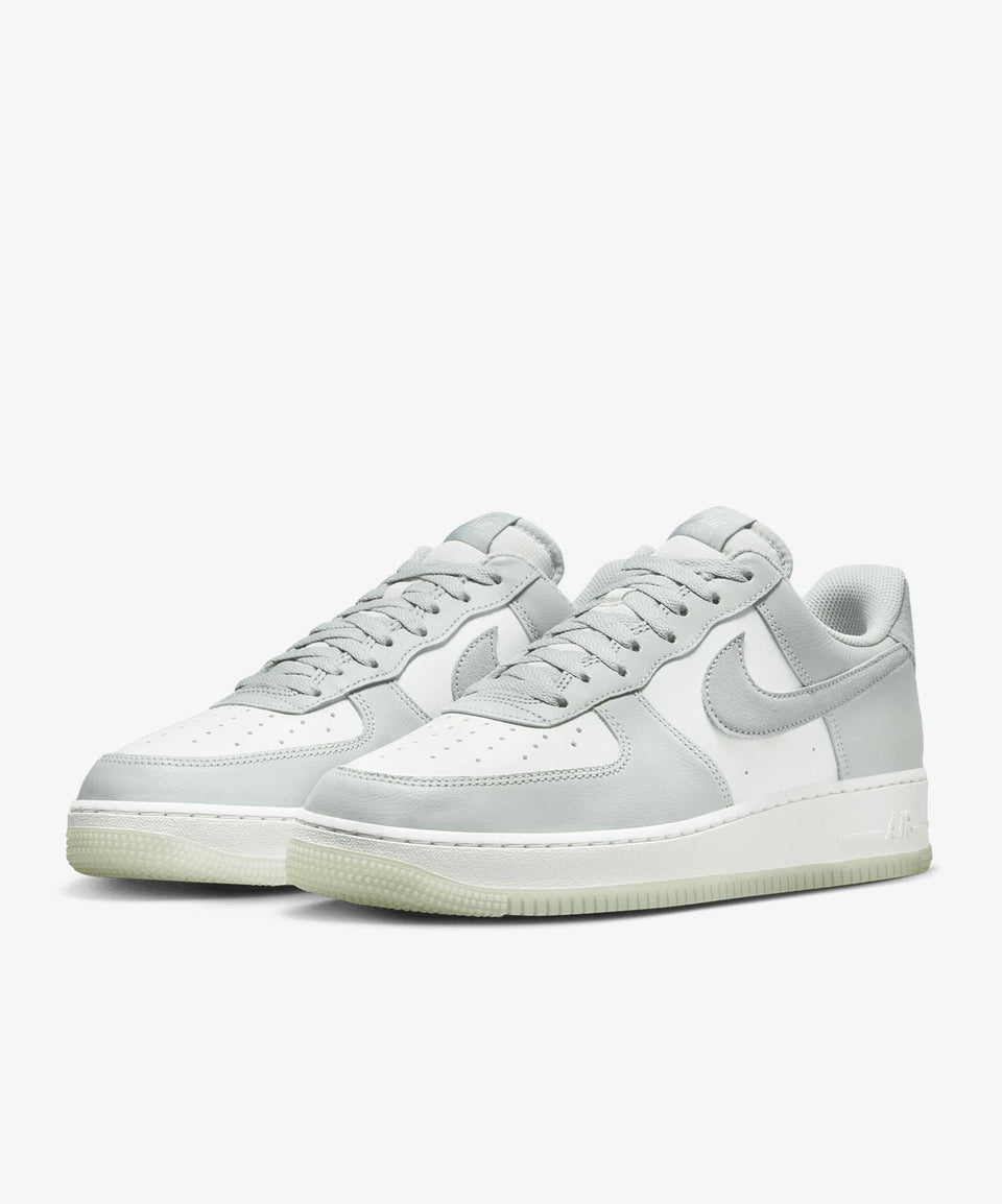 Nike Air Force 1 '07 Lv8 - Görsel 4