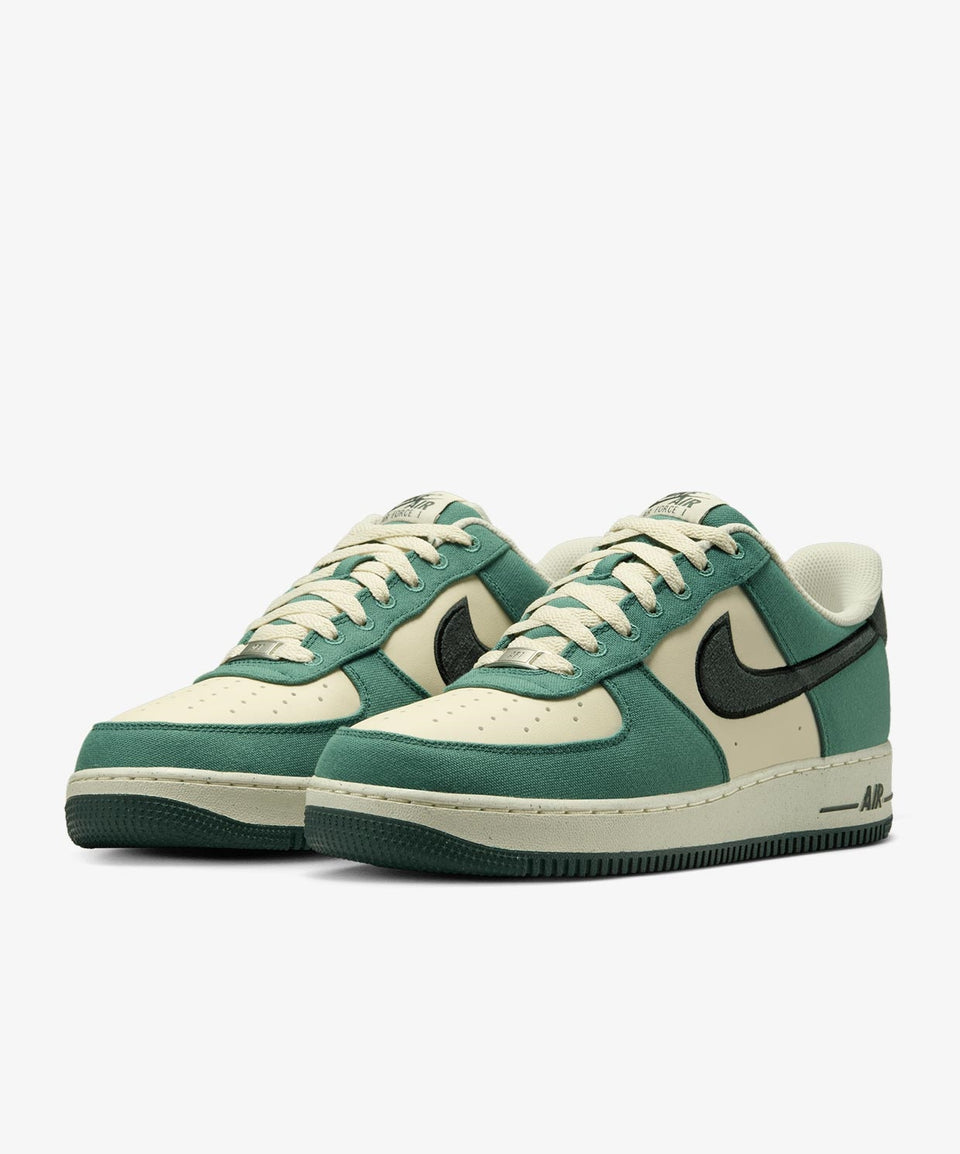 Nike Air Force 1 '07 Lv8 - Görsel 4