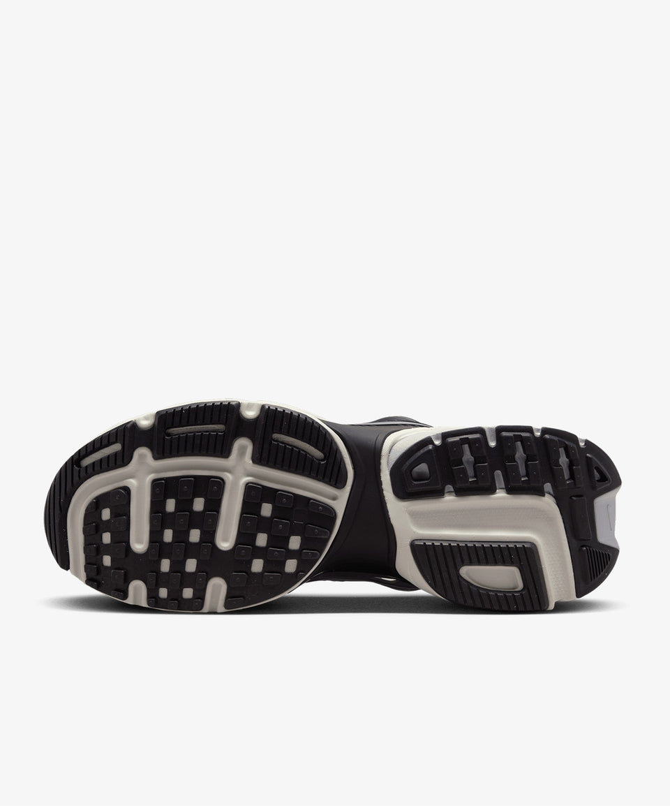 Nike V2K Run - Görsel 7