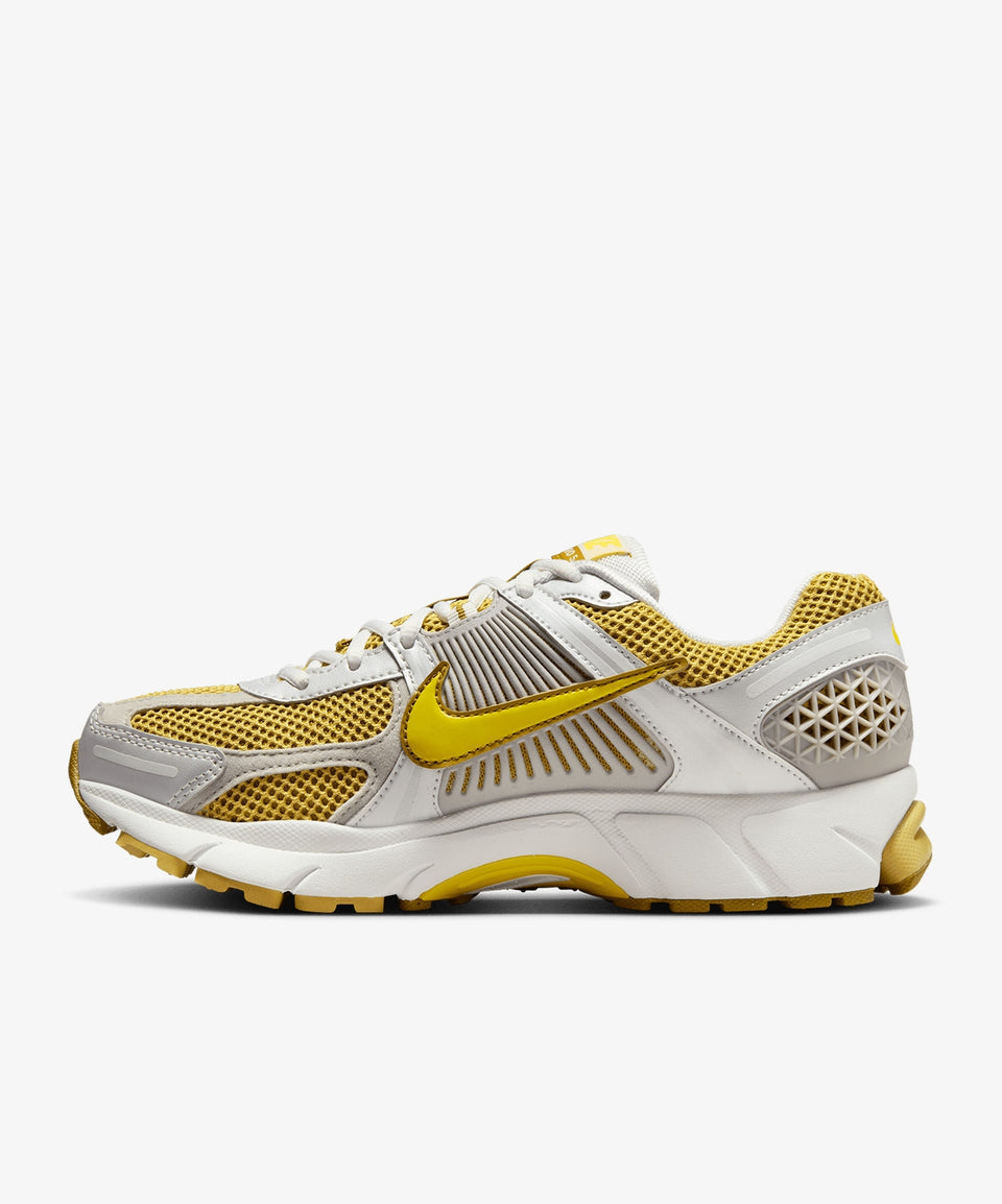 Nike Zoom Vomero 5 - Görsel 3
