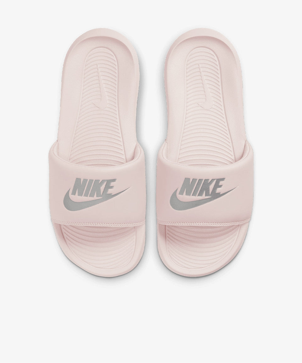 Nike Pembe Nike Victori ONE