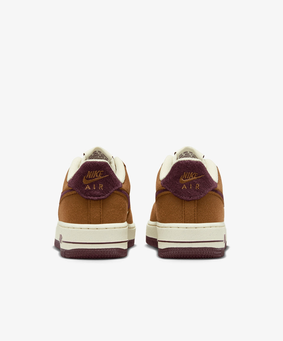 Nike Air Force 1 Lv8 (Gs) - Görsel 6