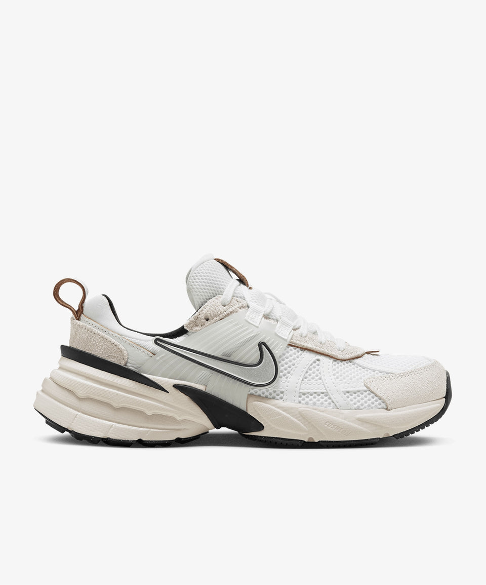 Nike V2K Run - Görsel 2