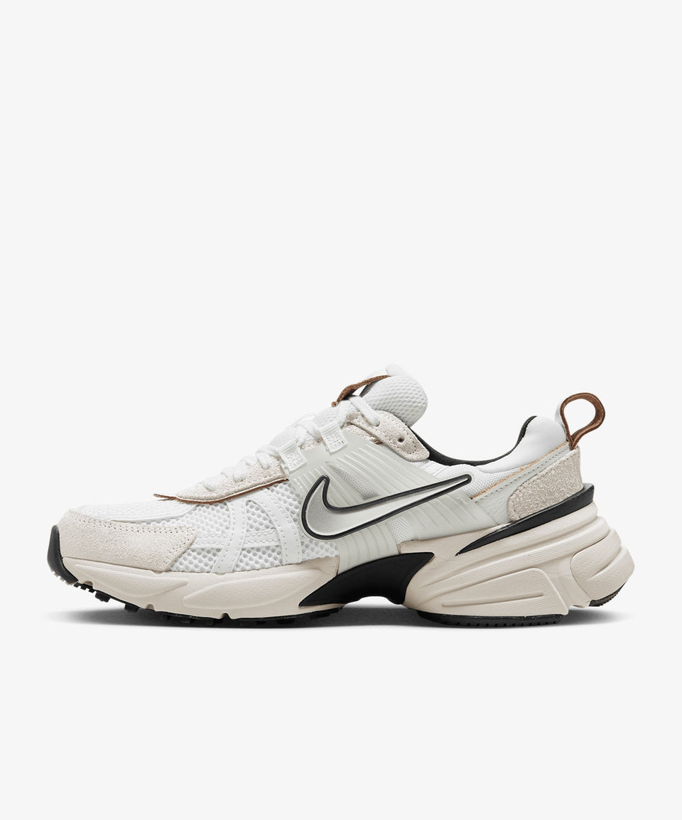 Nike V2K Run - Görsel 3