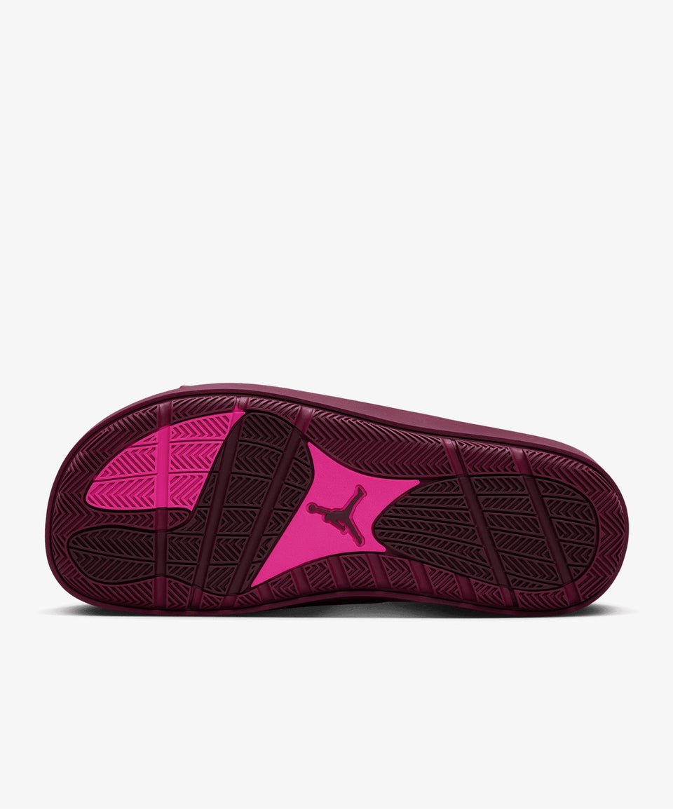 Jordan Sophia Slides - Görsel 6