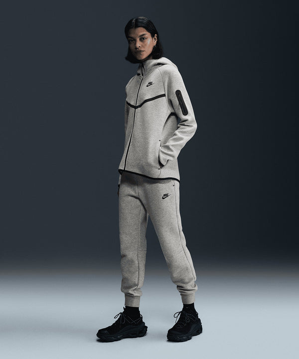 Nike Sportswear Tech Fleece Mid-Rise Sweatpants