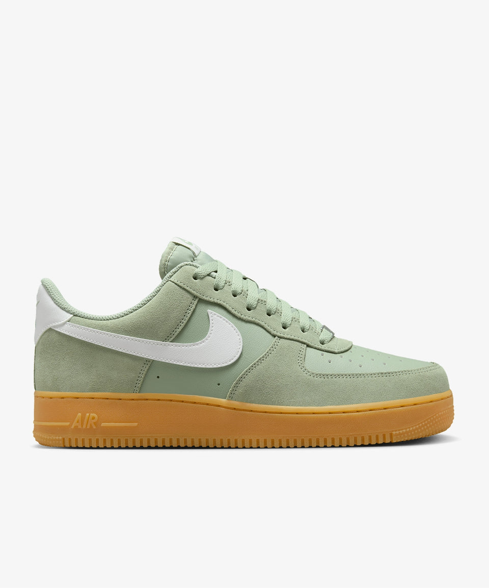 Nike Air Force 1 '07 LV8 - Görsel 2