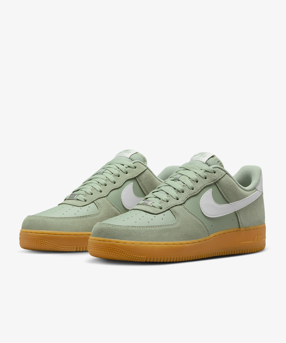 Nike Air Force 1 '07 LV8 - Görsel 4