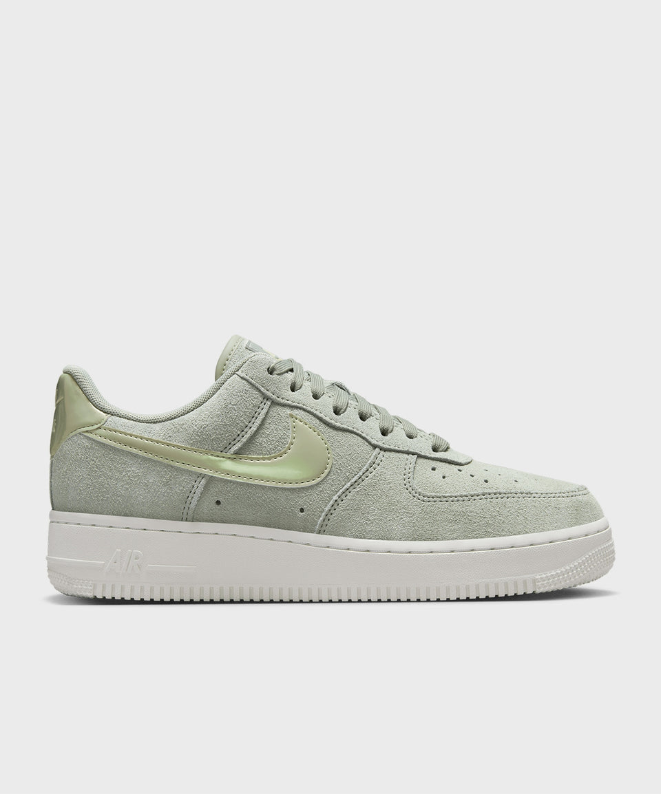 Nike Air Force 1 07 SE - Görsel 2