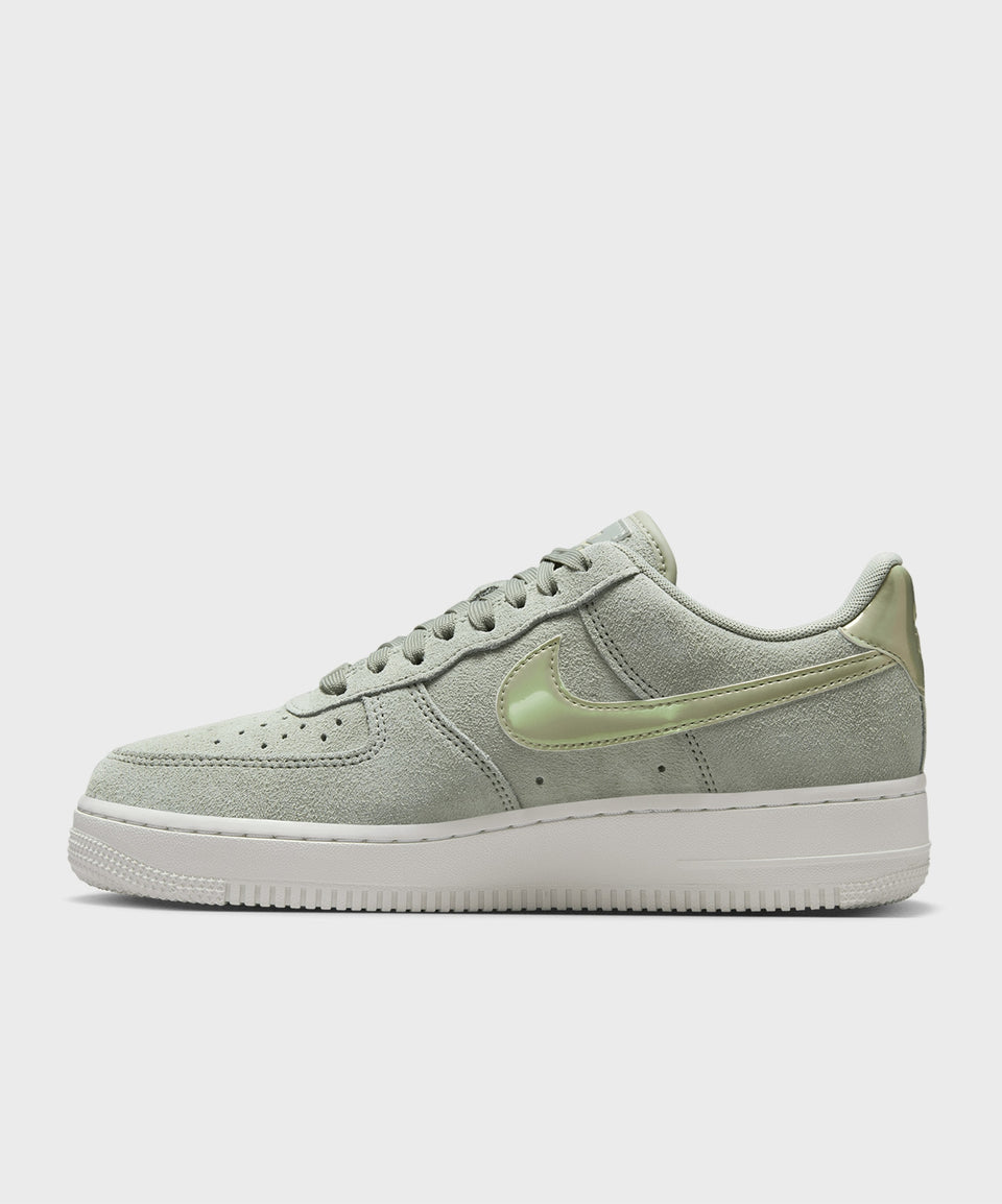 Nike Air Force 1 07 SE - Görsel 3
