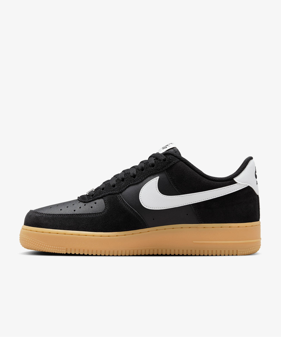 Nike Air Force 1 '07 LV8 - Görsel 3