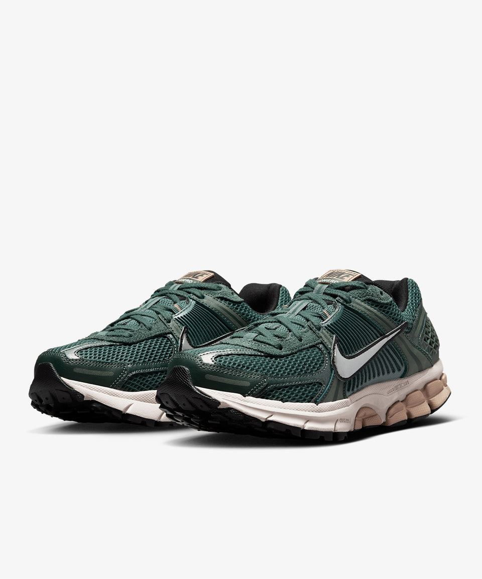 Nike Zoom Vomero 5 - Görsel 4