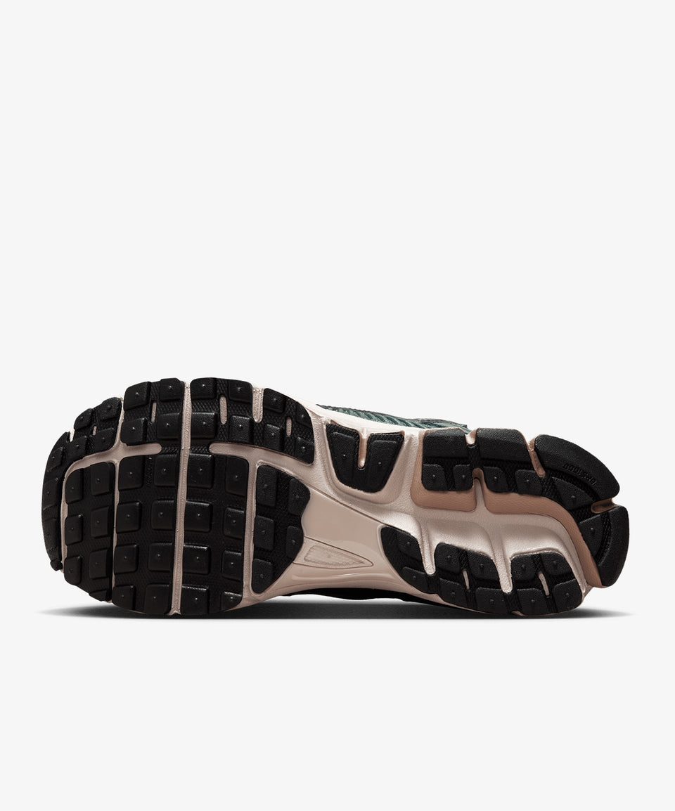 Nike Zoom Vomero 5 - Görsel 7