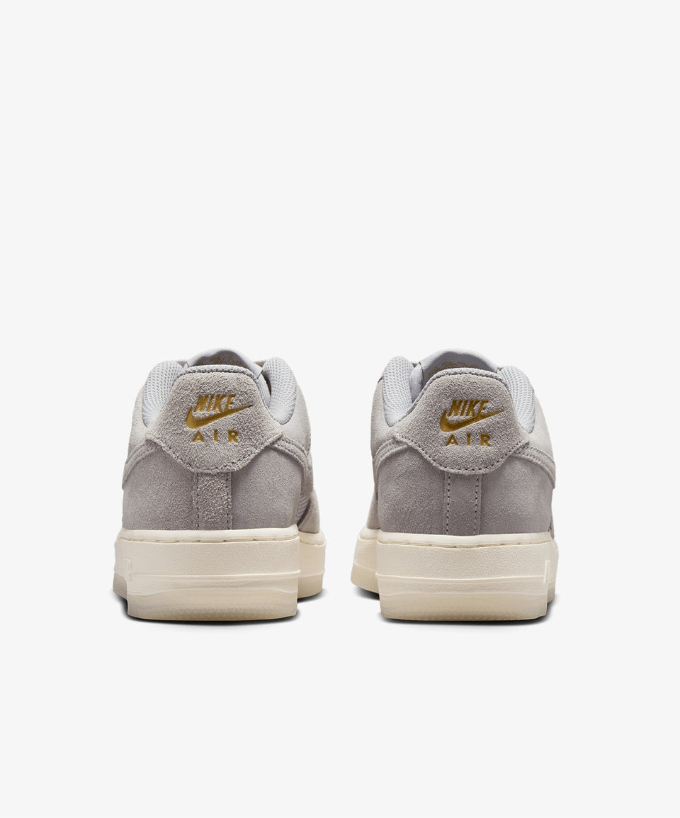 Nike Air Force 1 LV8 (Gs) - Görsel 6