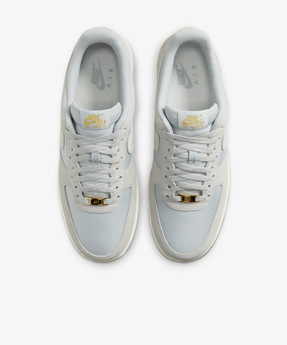 Nike Air Force 1 07 LV8 - Görsel 5