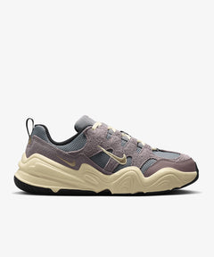 Nike Tech Hera