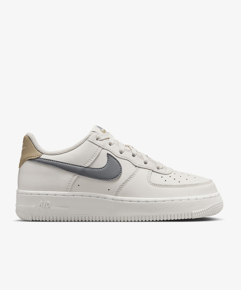 Nike Air Force 1 (Gs) - Görsel 2
