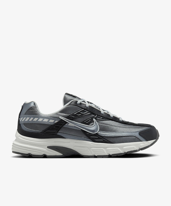 Nike Initiator