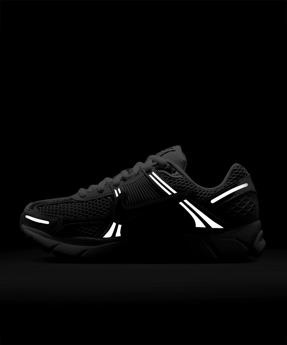 Nike Zoom Vomero 5 - Görsel 4