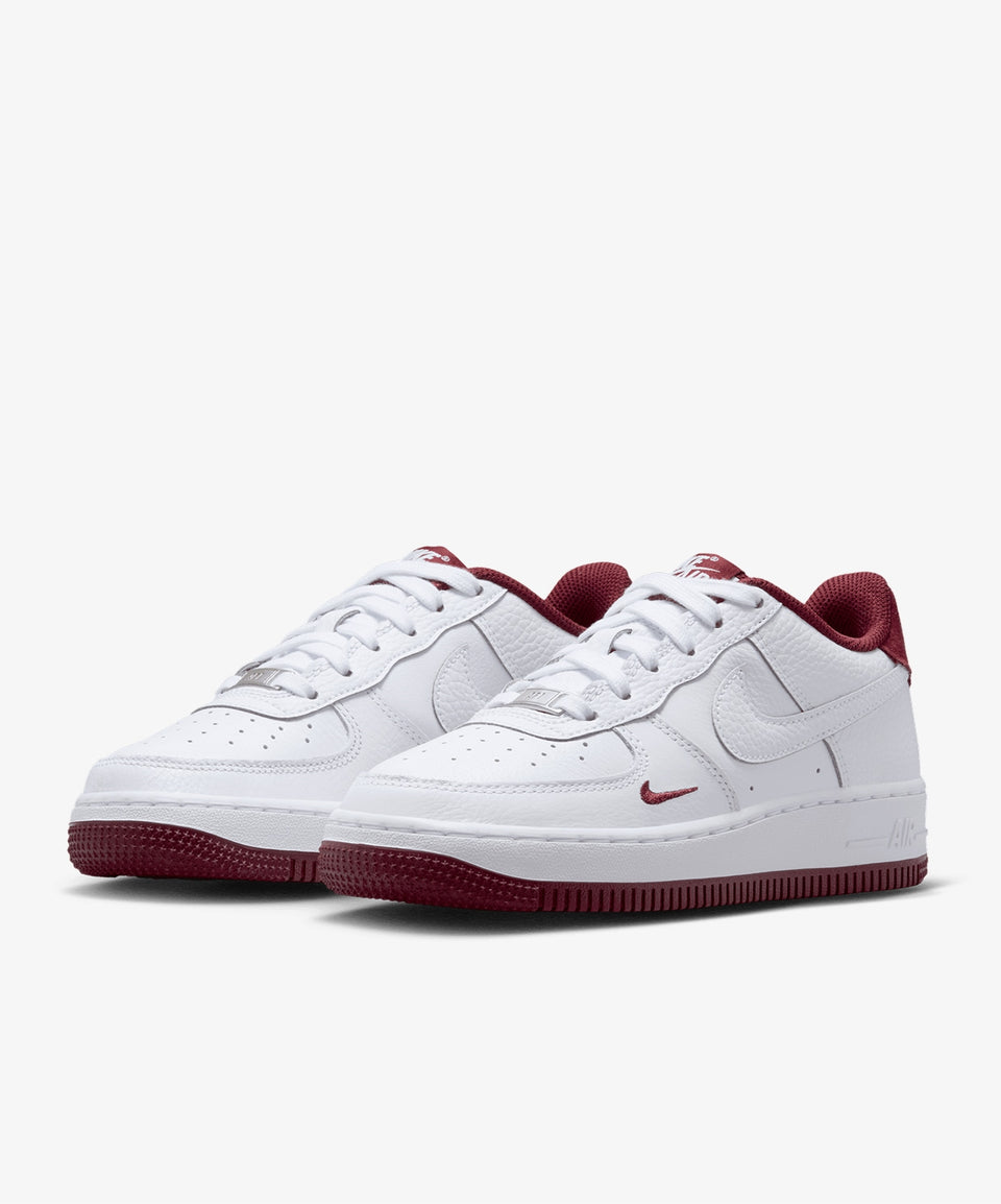 Nike Air Force 1 LV8 (Gs) - Görsel 4