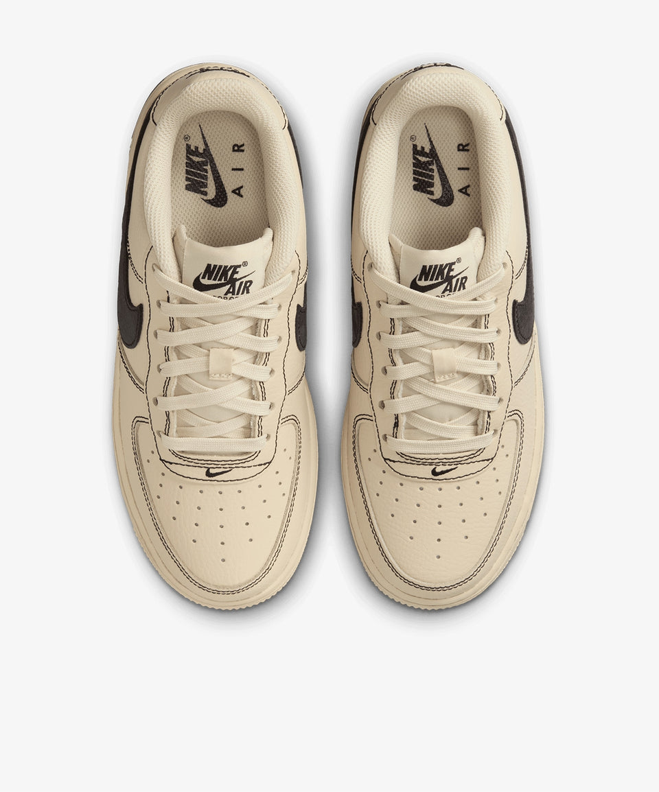 Nike Air Force 1 LV8 (Gs) - Görsel 5