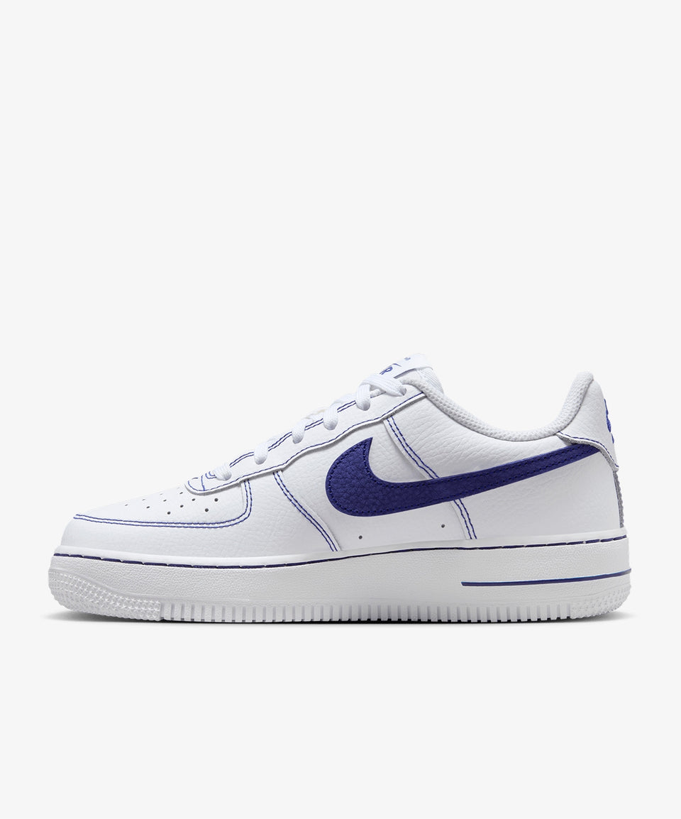 Nike Air Force 1 LV8 (Gs) - Görsel 3