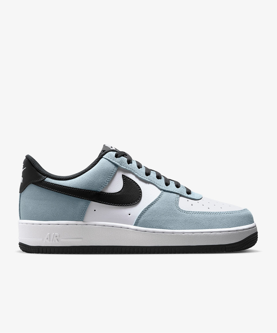 Nike Air Force 1 '07 LV8 - Görsel 2