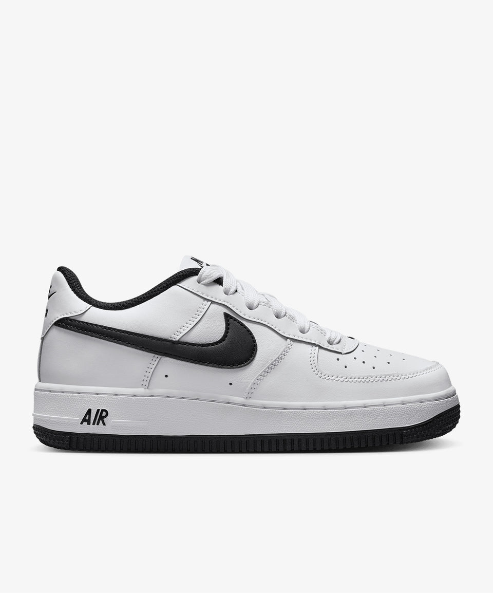 Nike Air Force 1 LV8 (Gs) - Görsel 2