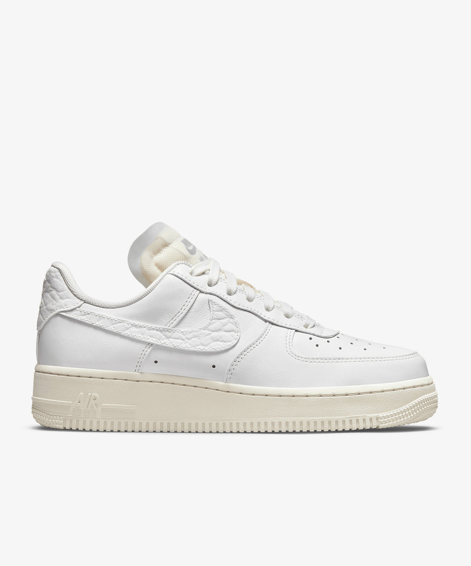 Nike Air Force 1 Low Premium - Görsel 2