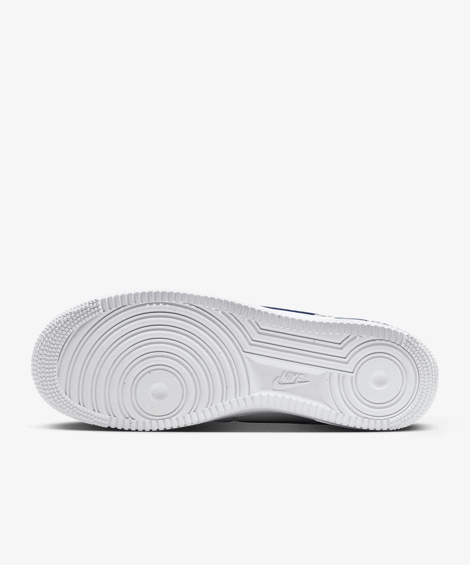 Nike Air Force 1 '07 LV8 - Görsel 7