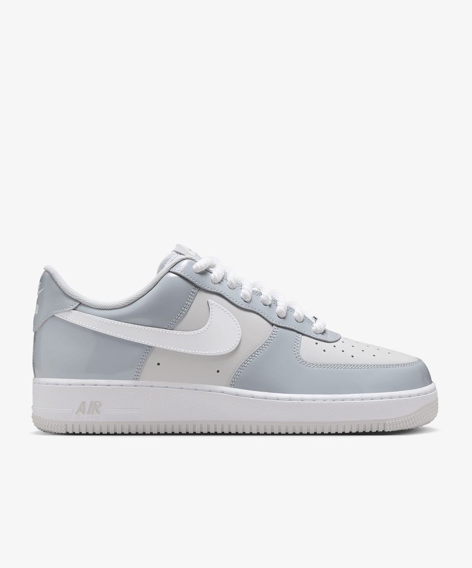 Nike Air Force 1 '07 LV8 - Görsel 2