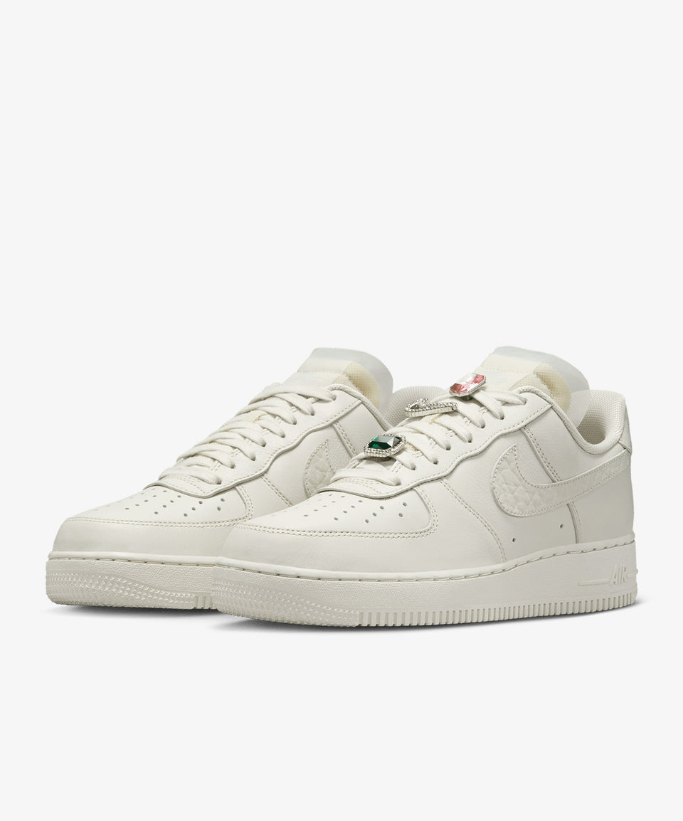 Nike Air Force 1 Low Premium - Görsel 4